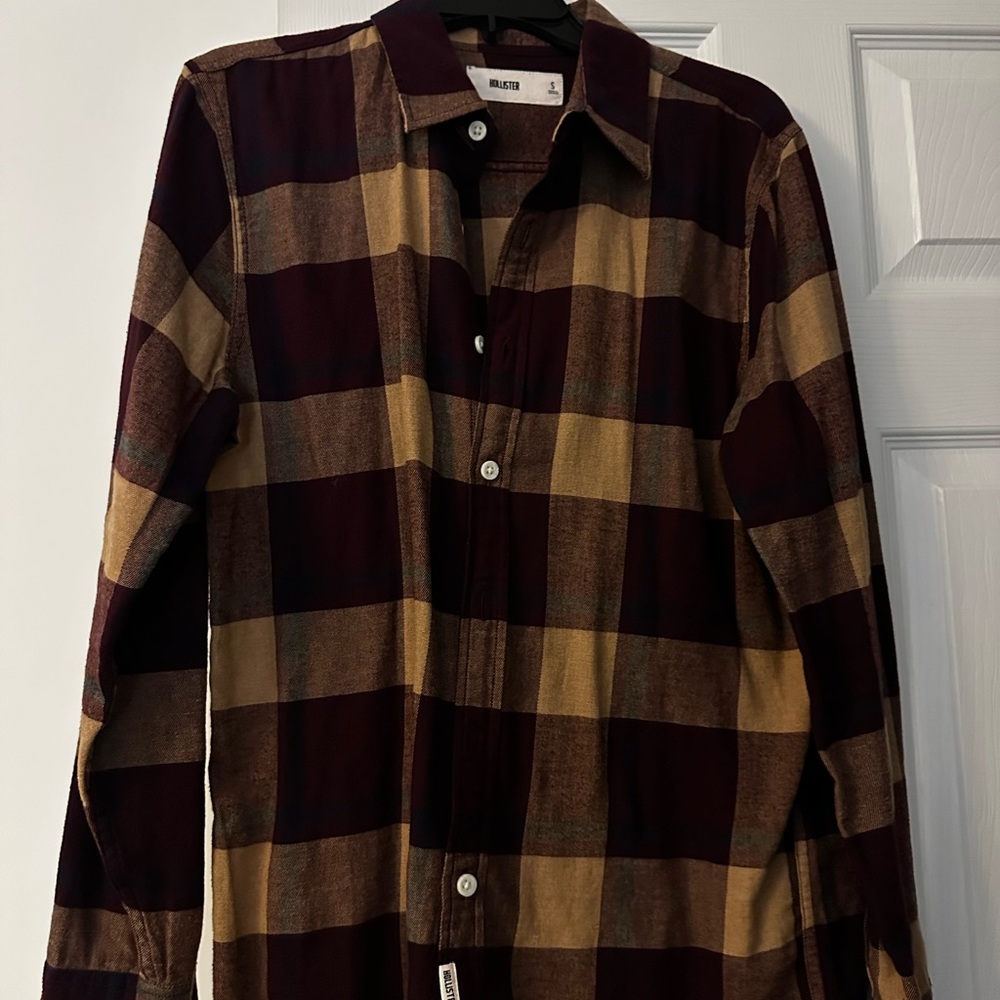 Hollister Men's Checkered Shirt - Burgundy and Beige